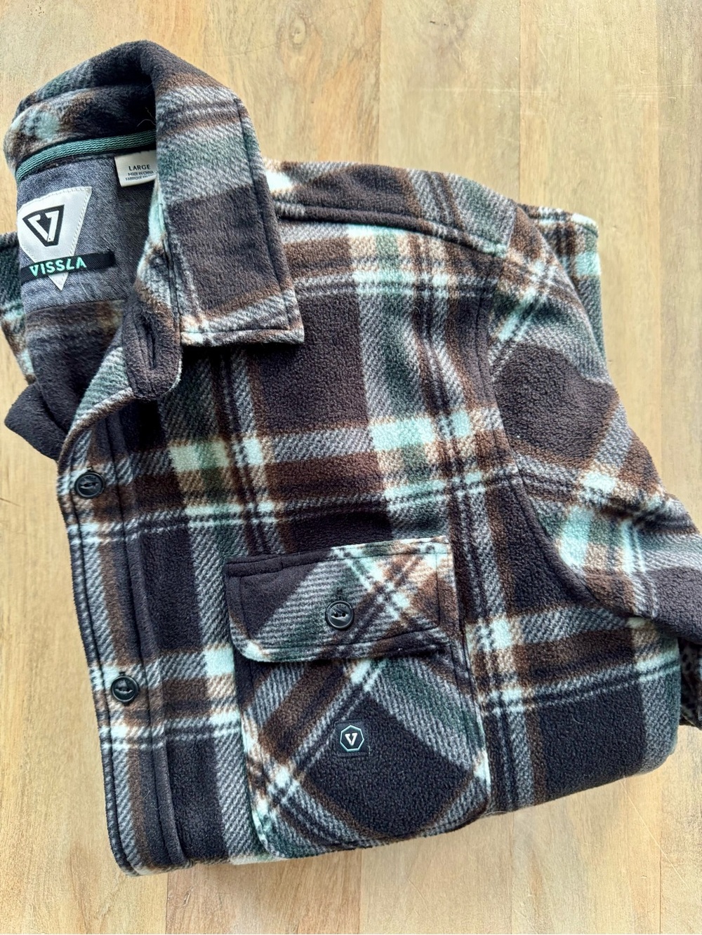 VISSLA Men's Brown Plaid Fleece Shirt Jacket with Cream & Tan Accents